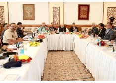 Amit Shah holds review meeting in Srinagar; Appreciates Security agencies and J&K Administration 
