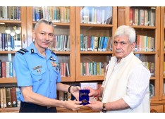 Air Vice Marshal Praveen Keshav Vohra meets Lt Governor