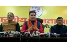 Bharat Mata & National Flag reside in Heart of every RSS & BJP Worker: Ravinder Raina