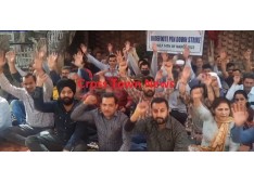 Panchayat Secretaries continue their pen down strike